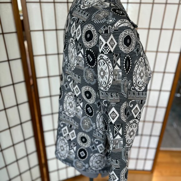 Tapestry Over Jacket* - Picture 5 of 6